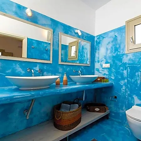 Aerenia Luxury Hotel Santorini Island