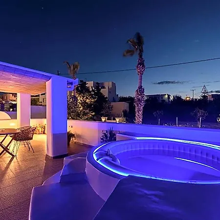 Aerenia Luxury Hotel Santorini Island