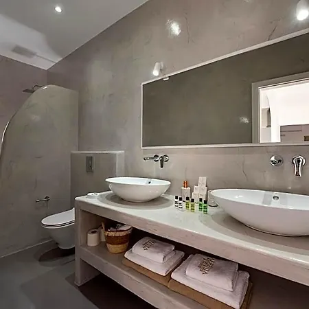 Aerenia Luxury 4* Santorini Island