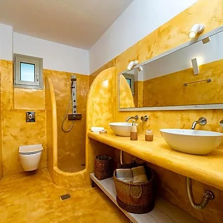 Aerenia Luxury Hotel