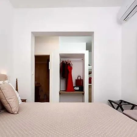 Aerenia Luxury 4* Santorini Island
